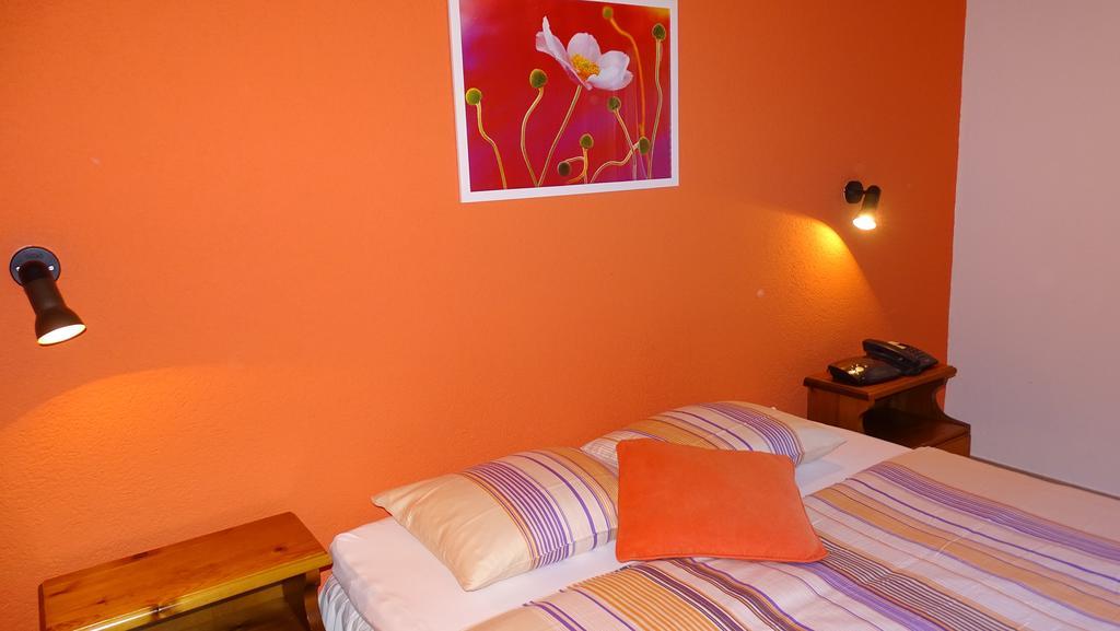 Hotel Elvetico Locarno Rum bild