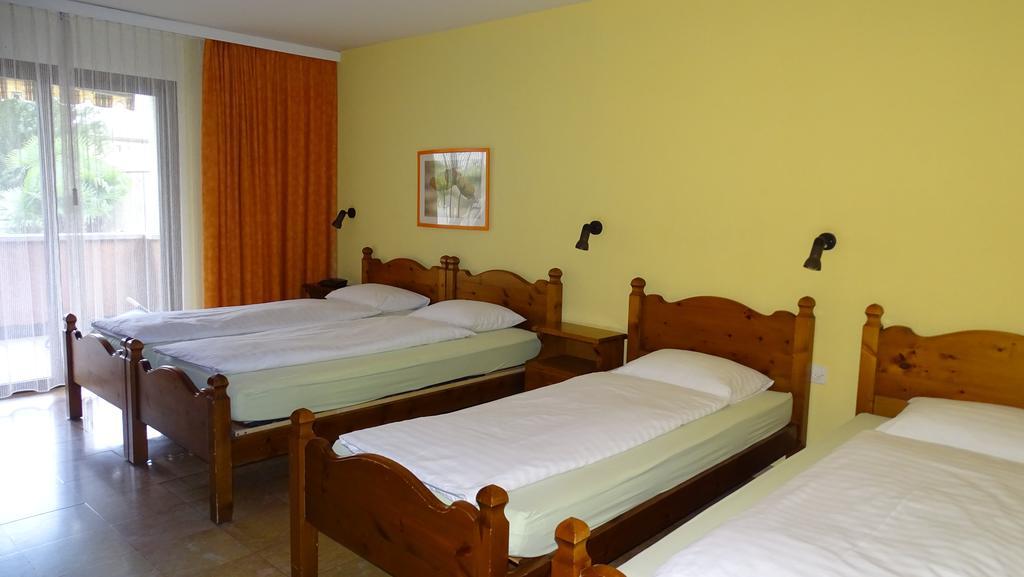 Hotel Elvetico Locarno Rum bild