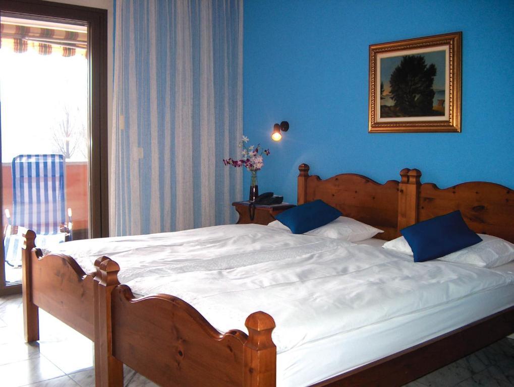 Hotel Elvetico Locarno Rum bild