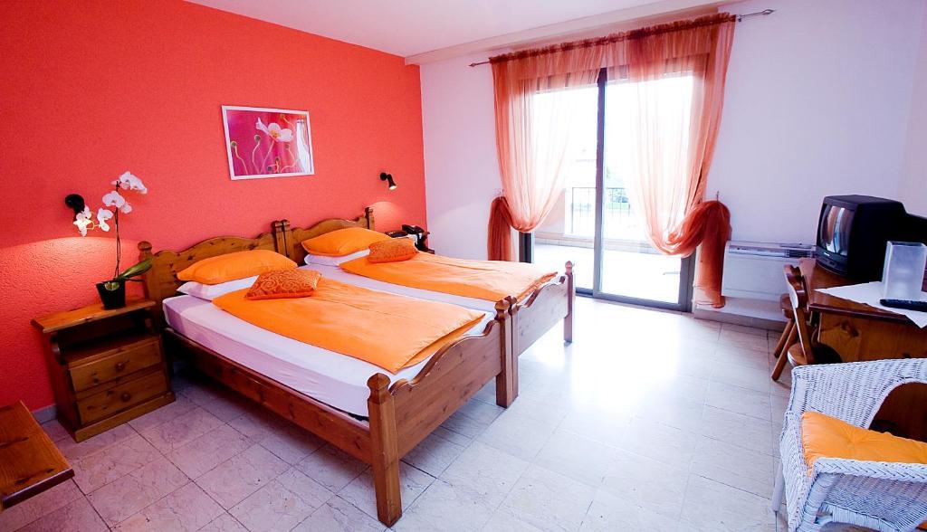 Hotel Elvetico Locarno Rum bild